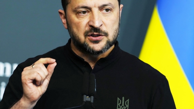 Зеленський про заклики знизити мобілізаційний вік: спочатку треба доукомплектувати бриагади