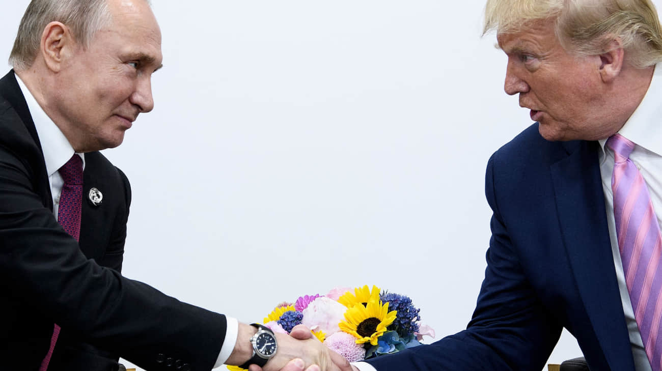 Путін розхвалює адміністрацію Трампа: “Перші контакти вселяють сподівання”