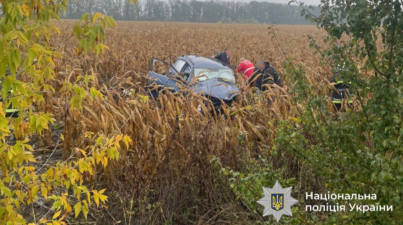На Вінниччині зіткнулися Audi та KIA: загинули 3 людини