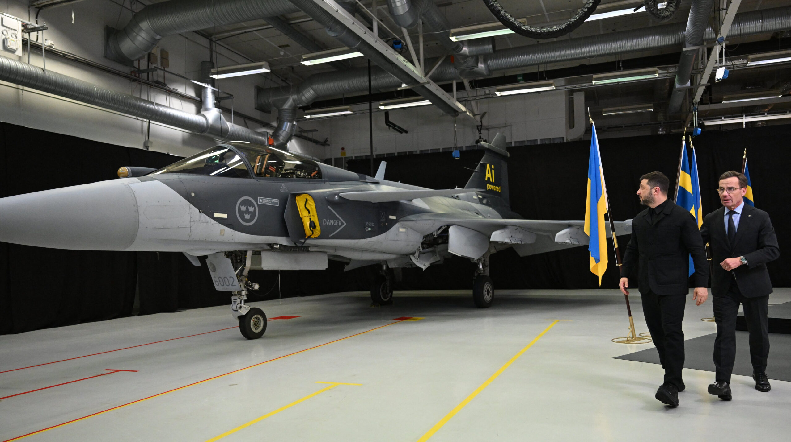Зеленський: Перші Gripen з’являться в Україні у 2026 році