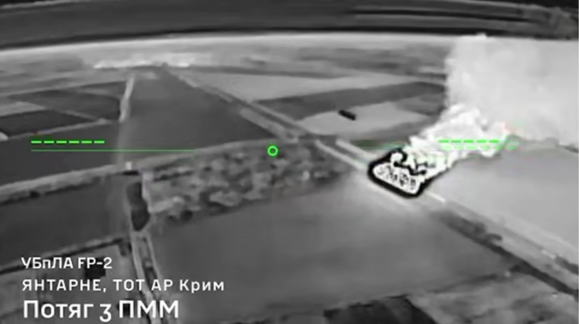 ССО уразили потяг із пальним для окупантів і нафтобазу в Криму