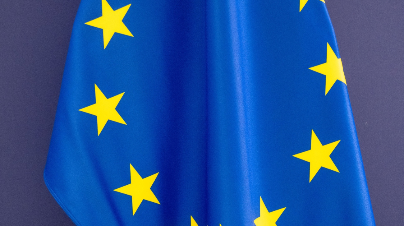 Рада ЄС затвердила два акти для кредиту Україні на €90 млрд, третій блокує Угорщина