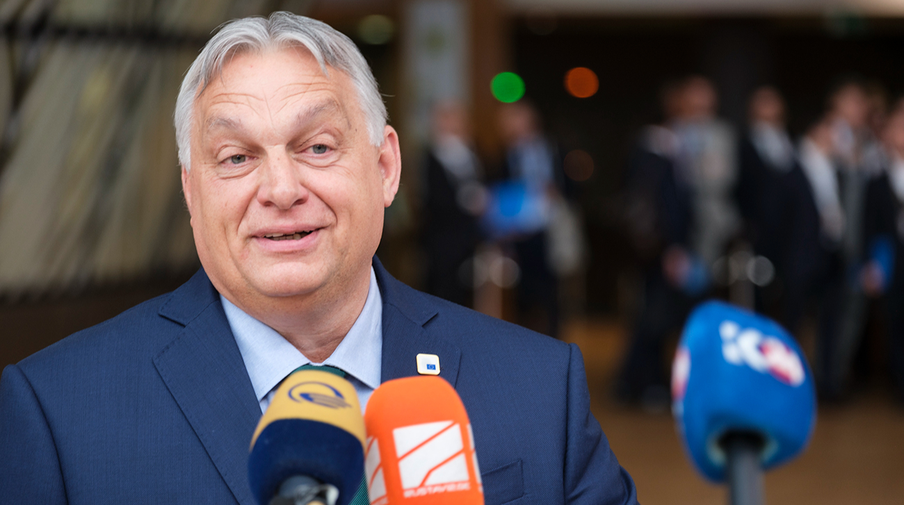 Журналіст: Літаки уряду Орбана могли таємно вивозити гроші та коштовності з Росії